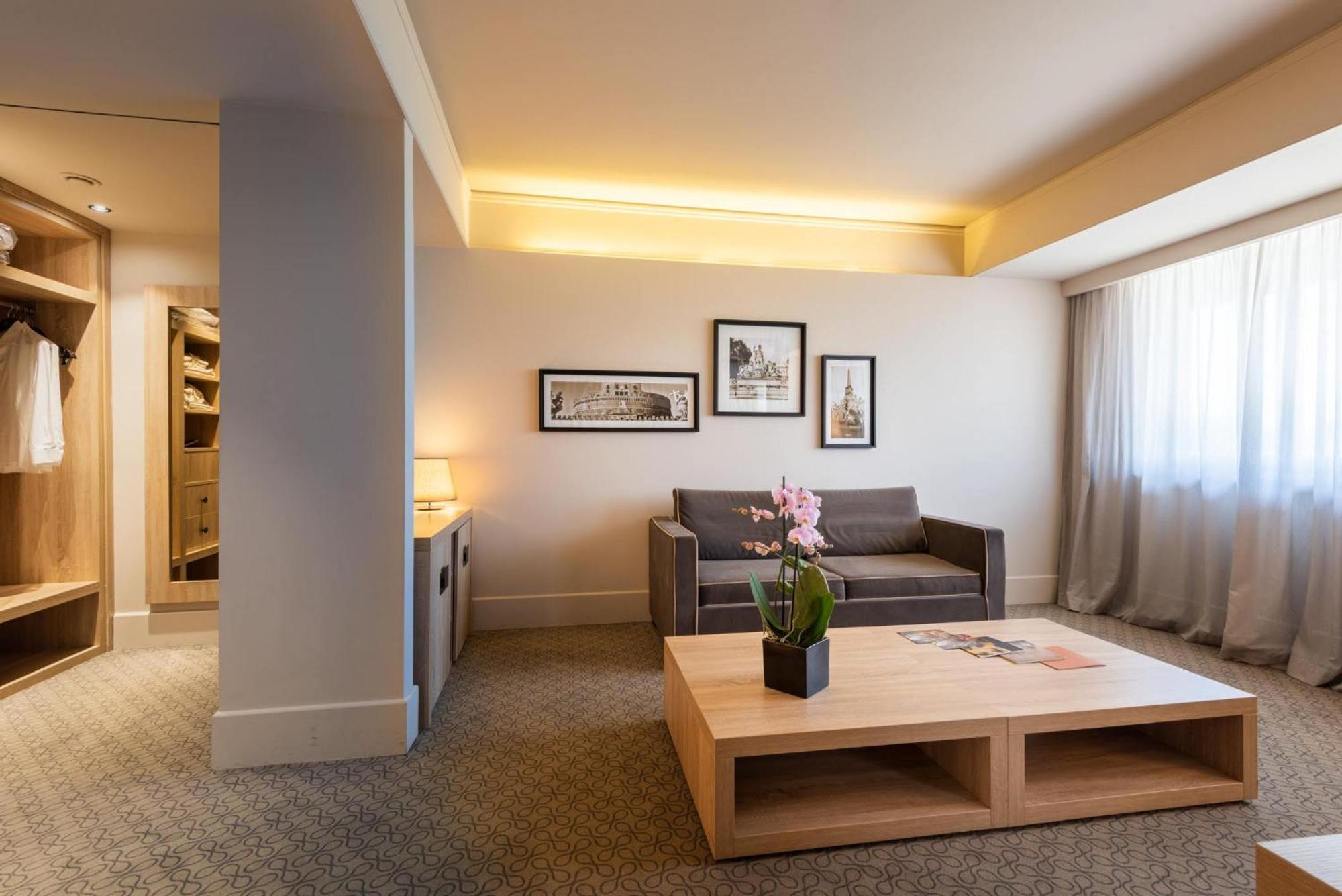 A.Roma Lifestyle Hotel Esterno foto